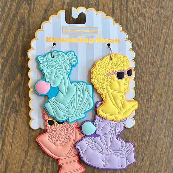 Greek Statue Luggage Tags - Picture 1 of 8